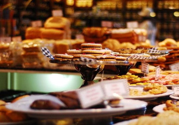 餐飲行業(yè)品牌戰(zhàn)略營(yíng)銷(xiāo)分析,餐飲行業(yè)的品牌戰(zhàn)略,餐飲品牌戰(zhàn)略